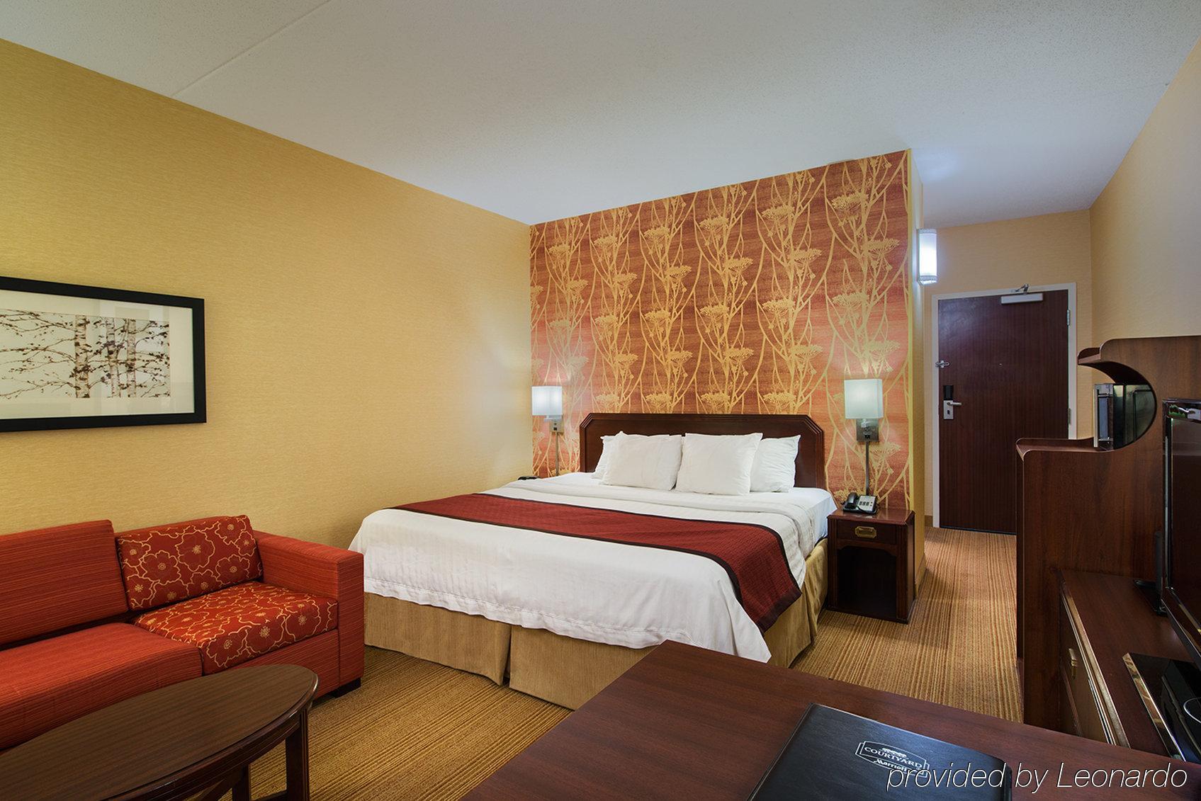 Courtyard By Marriott Scranton Montage Mountain Hotel Moosic Room photo